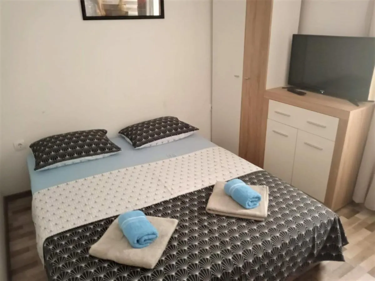 Apartment Karlito Kastela Croatia